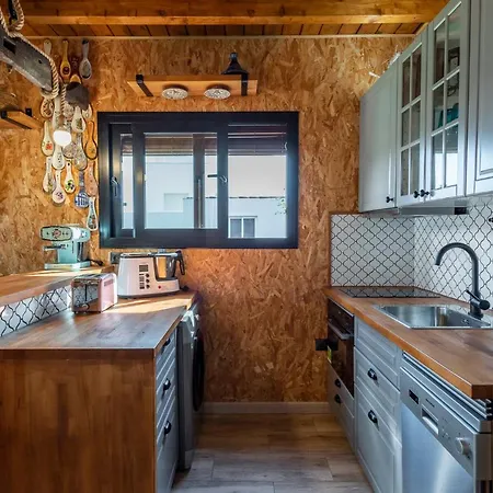 Acogedora Casita En La Subbetica, Centro De Andalucia, Granada Y Cordoba Zambra