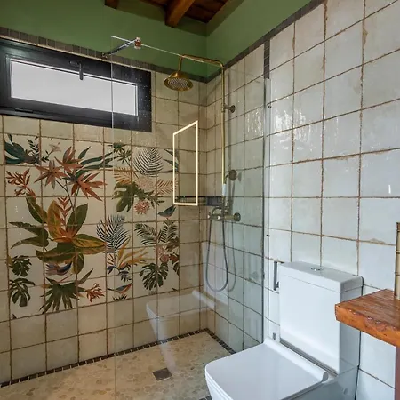 Acogedora Casita En La Subbetica, Centro De Andalucia, Granada Y Cordoba Zambra